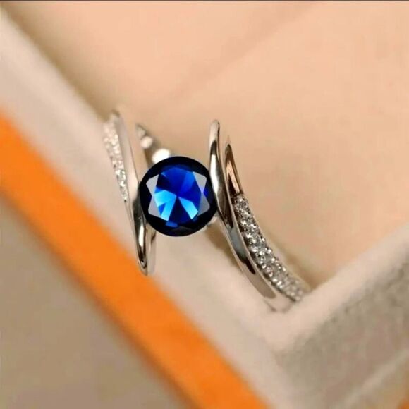 Unique Round Cut Crystal Ring Plated Sapphire and Zircons Size 8.5 - Picture 6 of 6